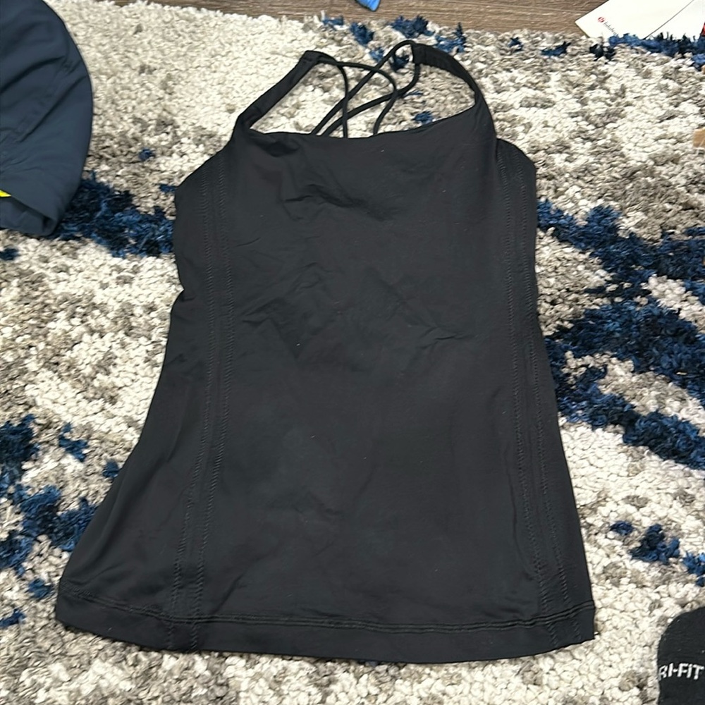 Lululemon tank with built in bra